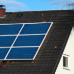 Sisteme panouri fotovoltaice – ce sunt și cum să faci cea mai bună alegere?